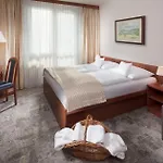 Pinia & Готель 4*