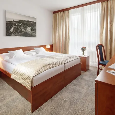 Pinia & 4* Špindlerŭv Mlýn