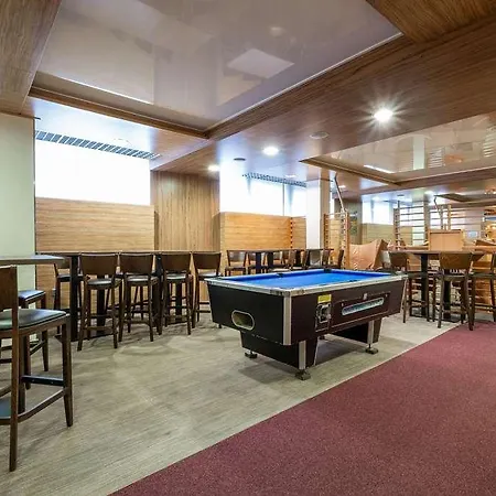 Otel Pinia &