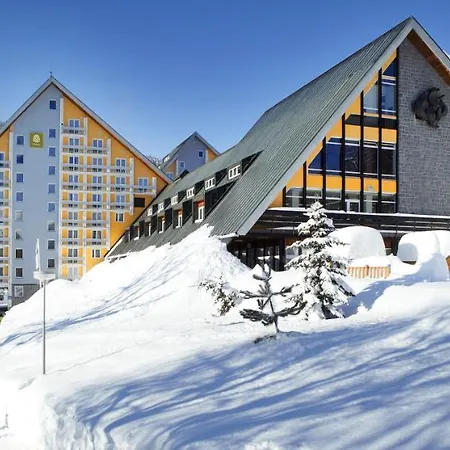 Pinia & Otel