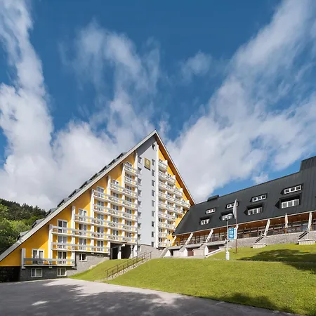 Otel Pinia & Špindlerŭv Mlýn