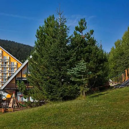 Pinia & Готель 4*