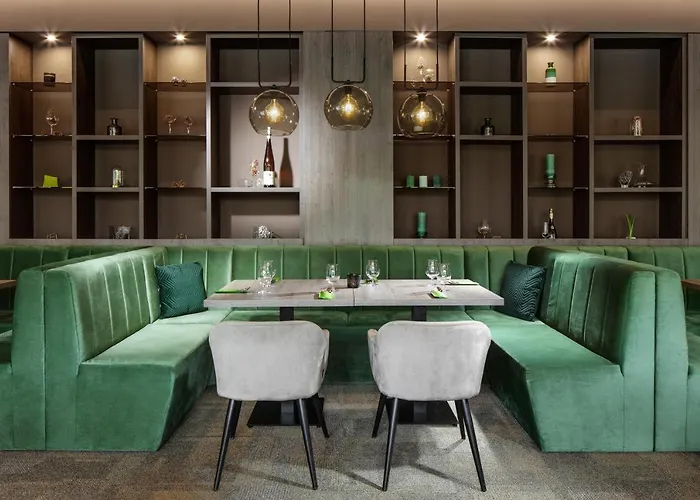 Pinia & Шпіндлерув-Млин