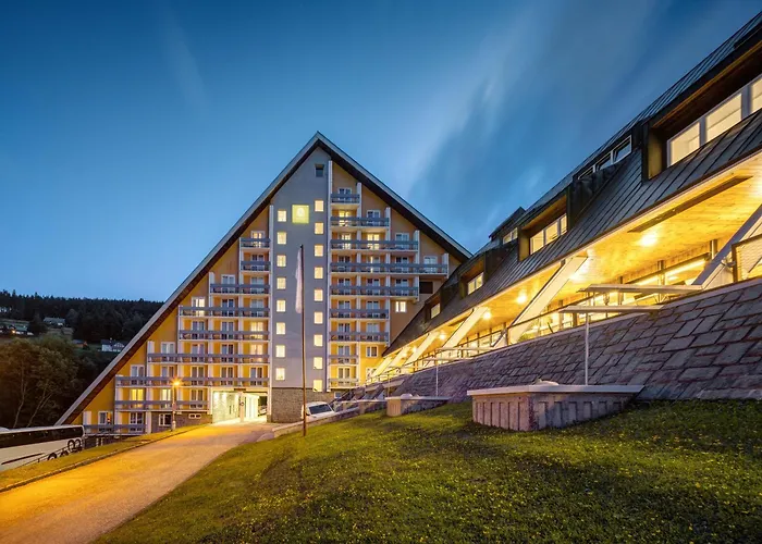 Pinia & Готель