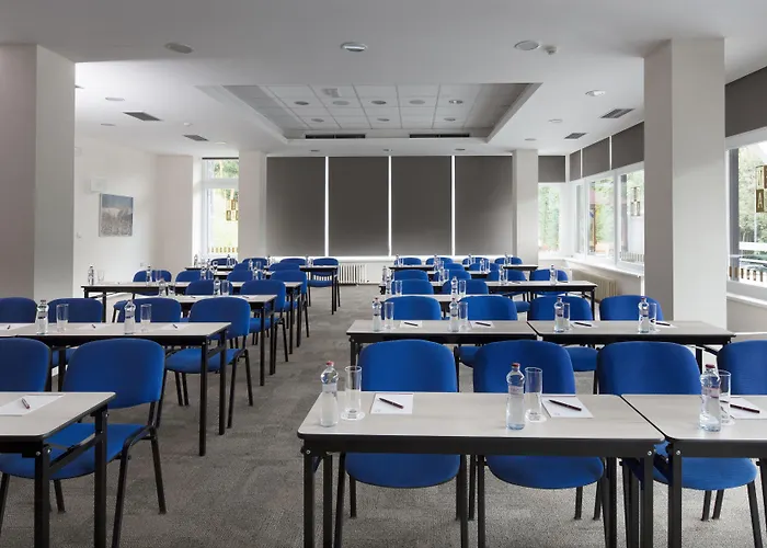 Pinia & Шпіндлерув-Млин